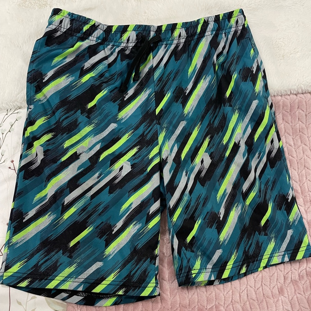 Teen’s nice summer shorts